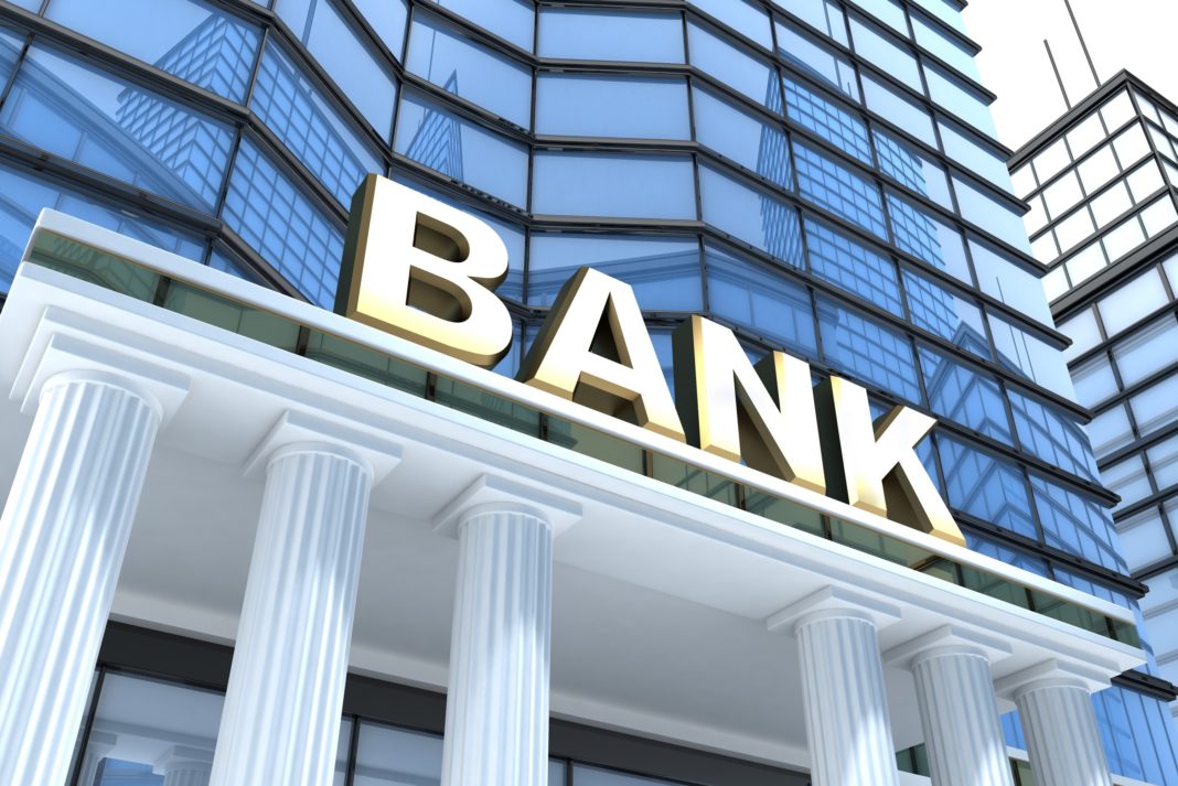 Νέα υβριδικά μοντέλα για τις τράπεζες 